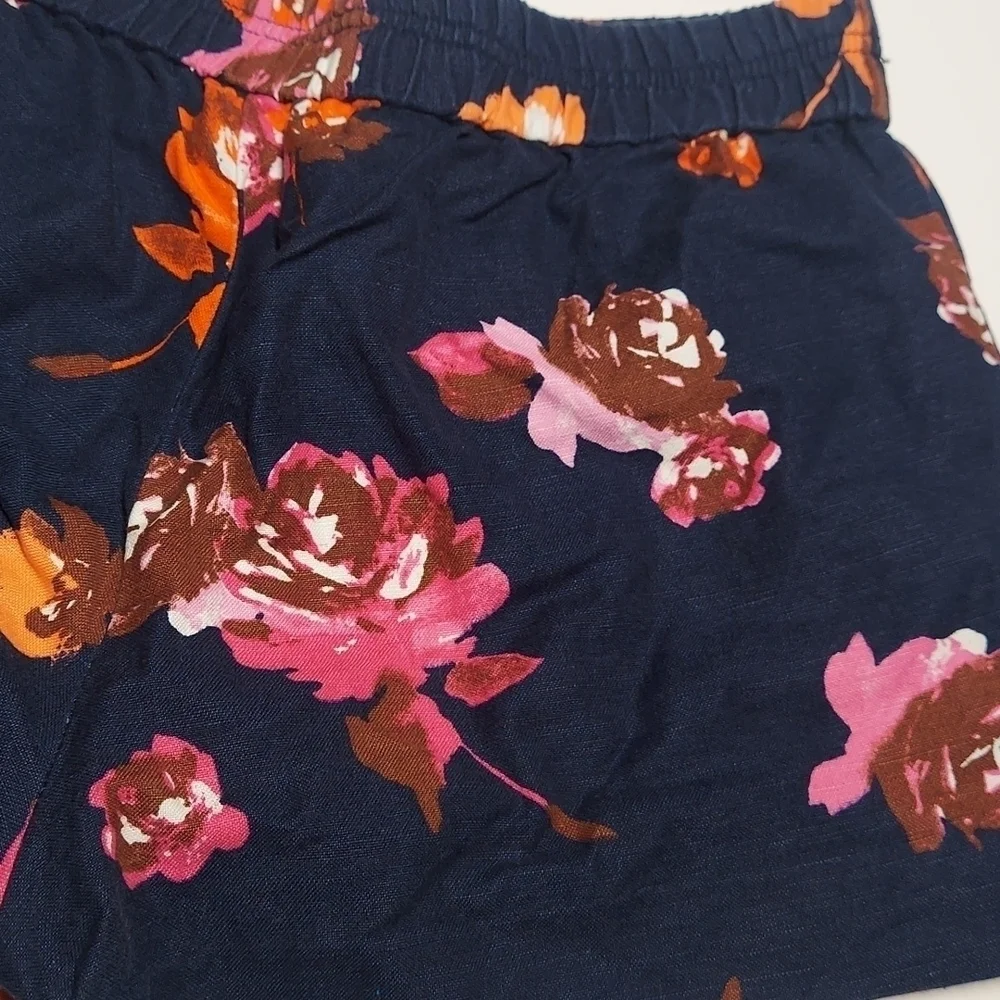 J.Crew Factory Navy Blue Floral Pull On Short Size 2 - Picture 11 of 11